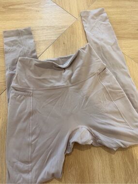 Gymshark High-Waist Leggings in Light Taupe